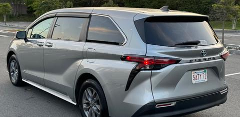 Toyota Sienna 2022