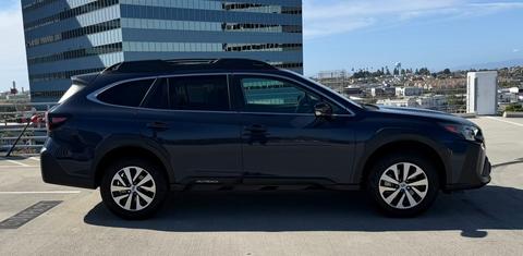 Subaru Outback 2025