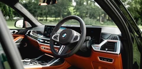 BMW X7 2023