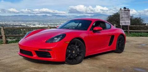 Porsche 718 Cayman 2025