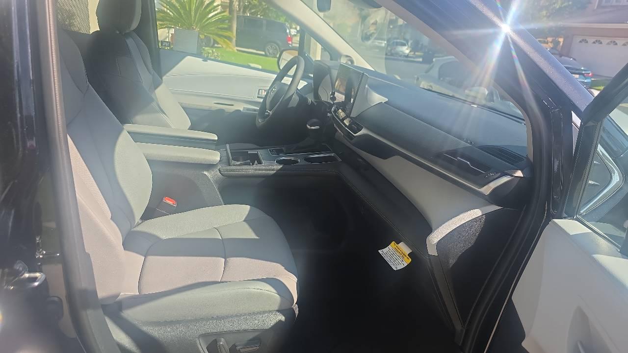 Toyota Sienna 2026 in Riverside, CA