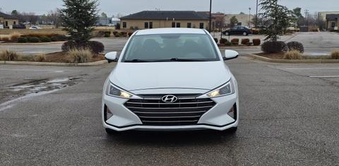 Hyundai Elantra 2019