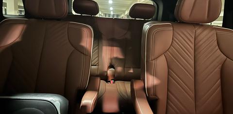 Cadillac VISTIQ 2027