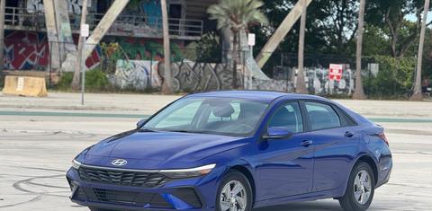 Hyundai Elantra 2025