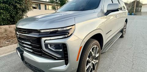 Chevrolet Suburban 2025