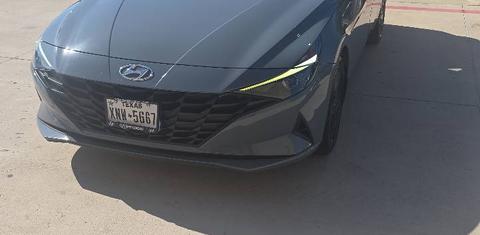 Hyundai Elantra 2022