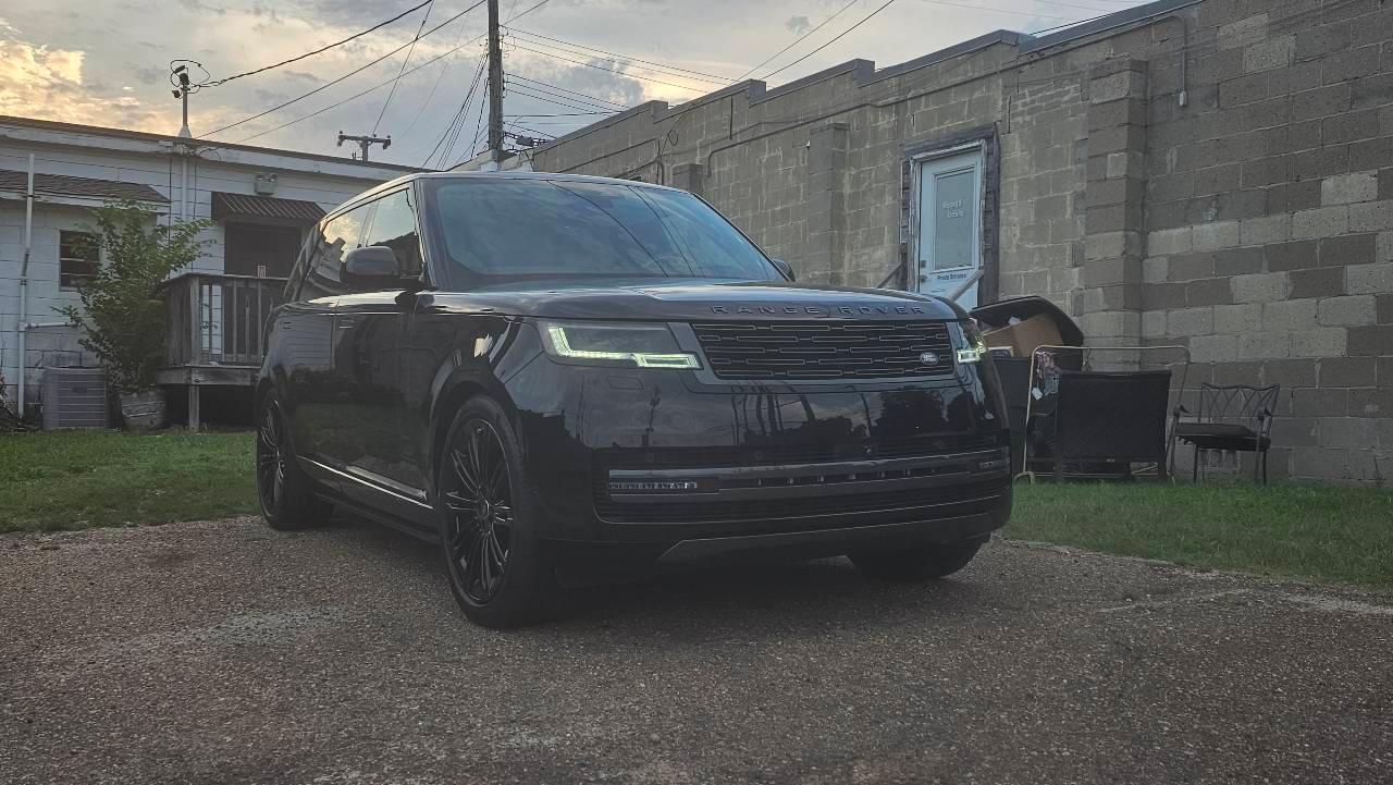 Land Rover Range Rover 2024 in Collierville, TN