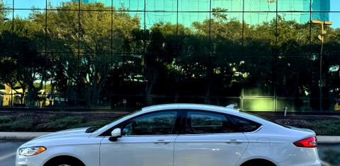 Ford Fusion Hybrid 2019