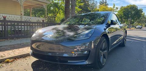 Tesla Model 3 2023