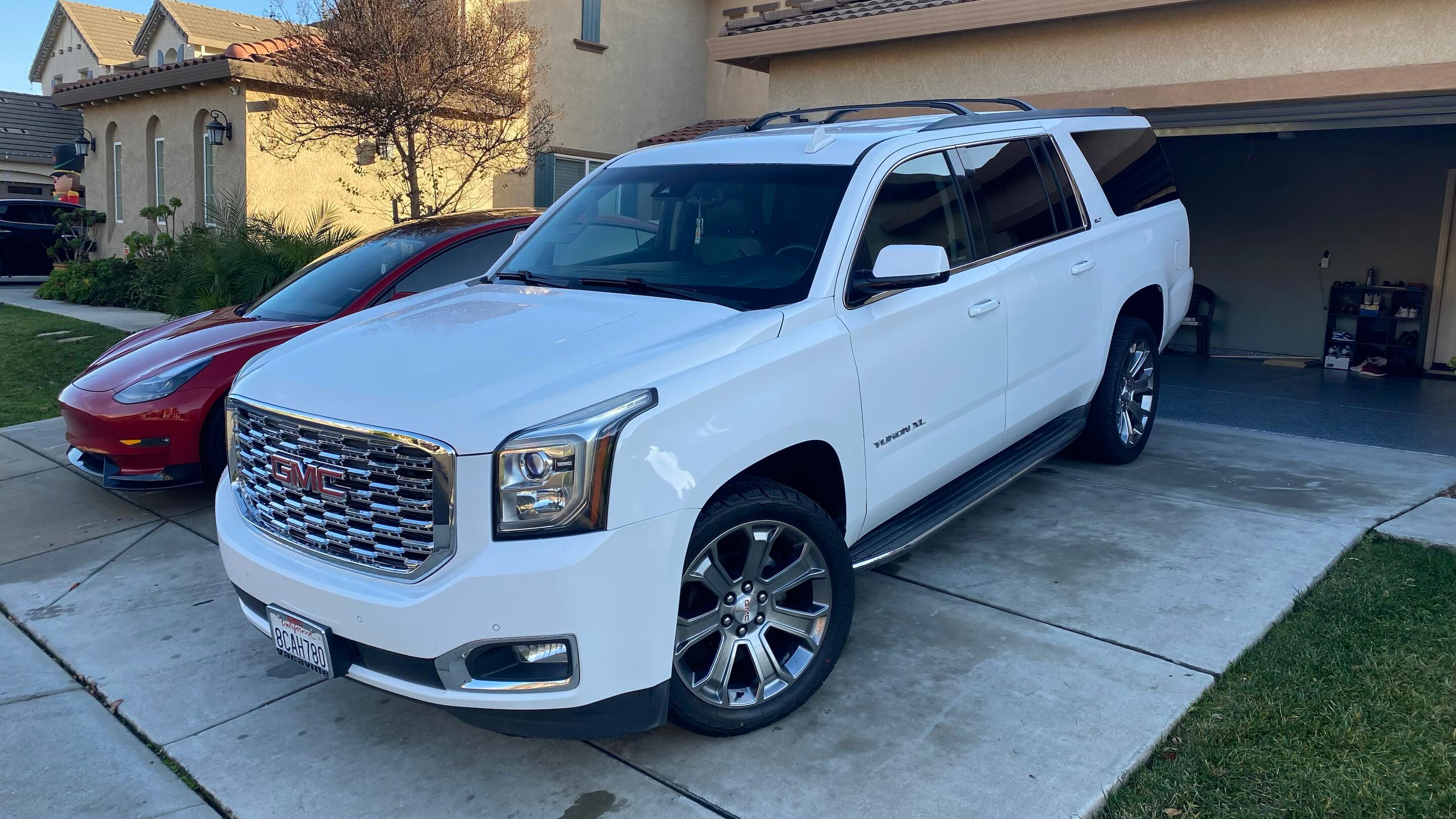 GMC Yukon XL 2016 in Elk Grove, CA
