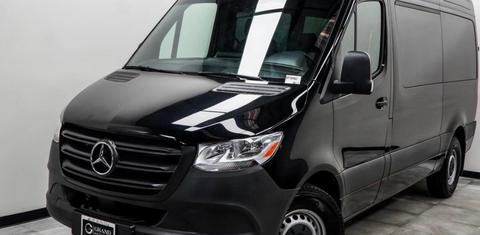 Mercedes-Benz Sprinter 2024