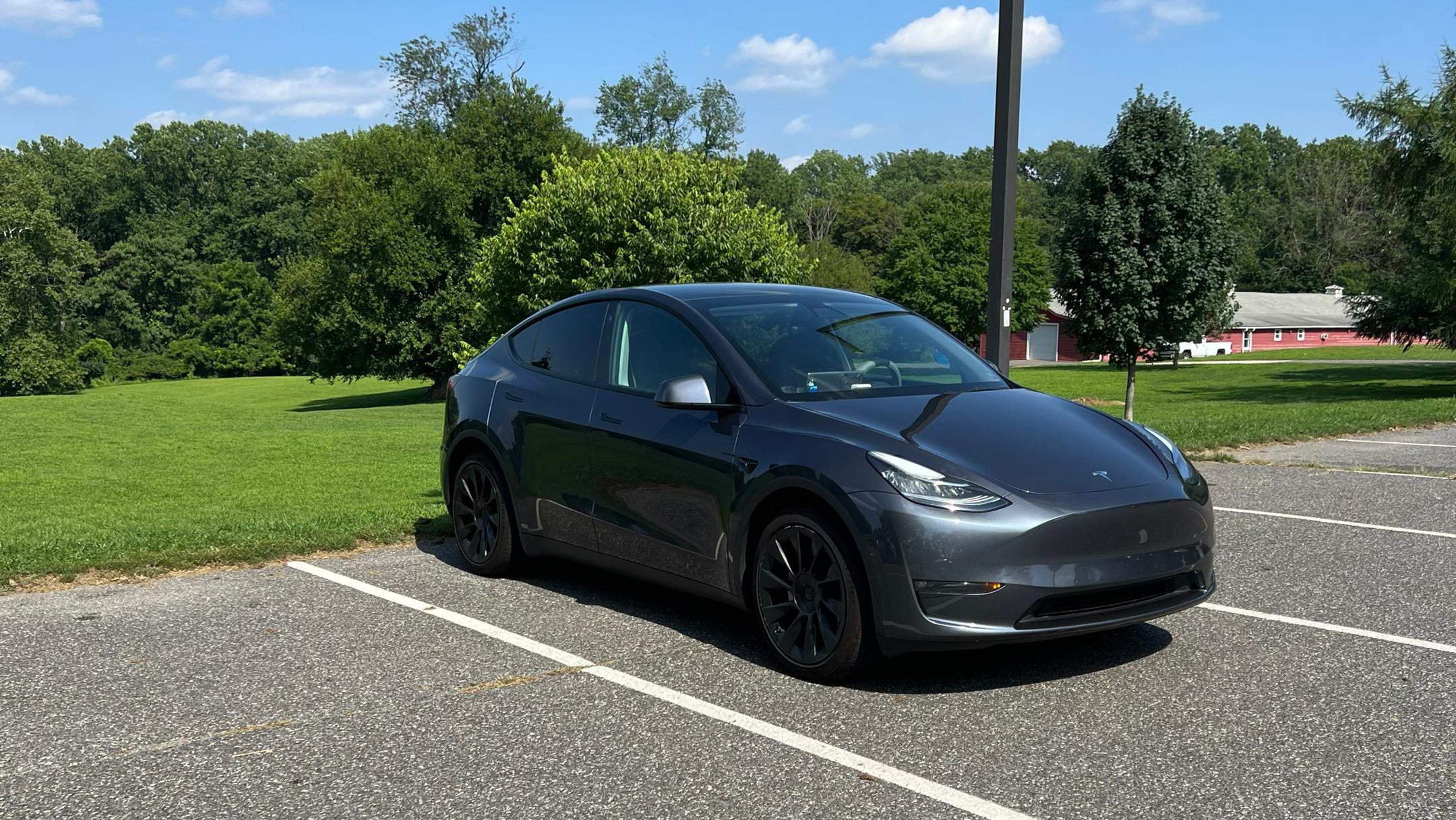 Tesla Model Y 2022 in Upper Darby Township, PA
