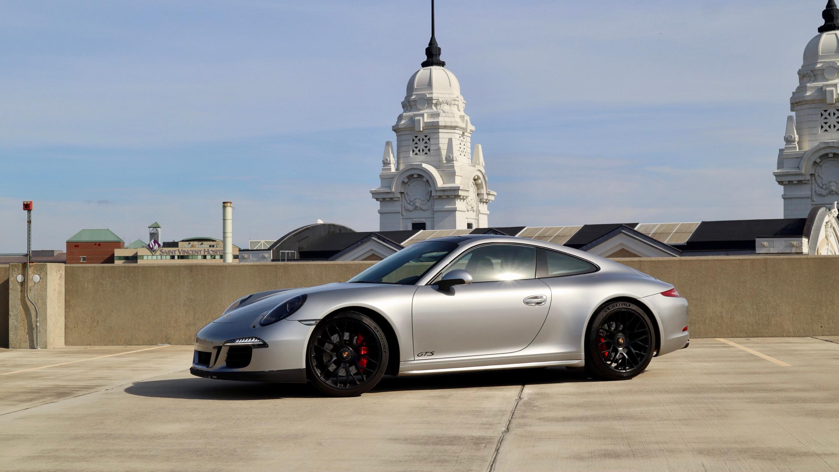 Porsche 911 2016 in Worcester, MA