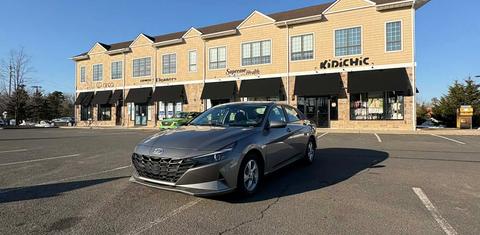 Hyundai Elantra 2021