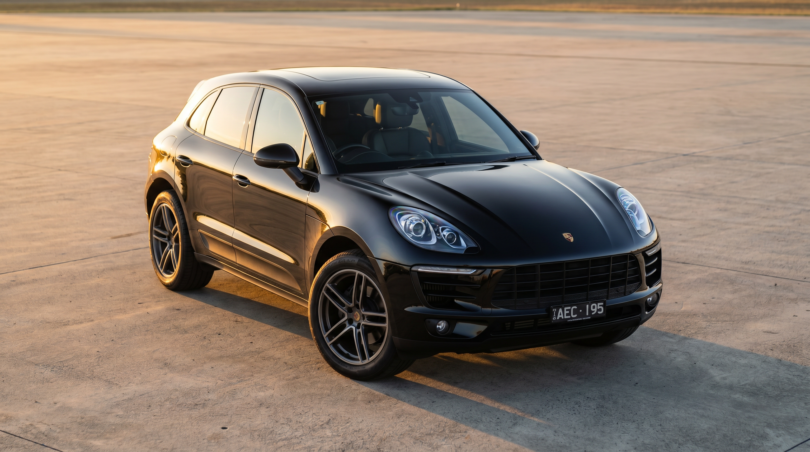 Porsche MACAN 2015 in Reservoir