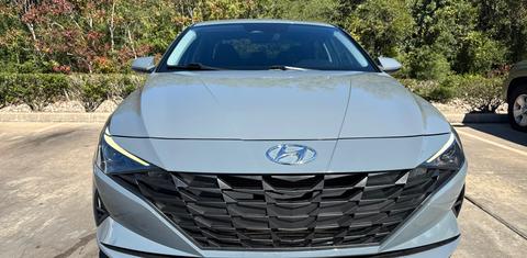 Hyundai Elantra 2021