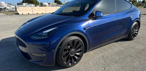 Tesla Model Y 2023