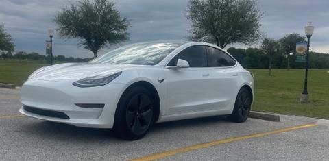 Tesla Model 3 2020