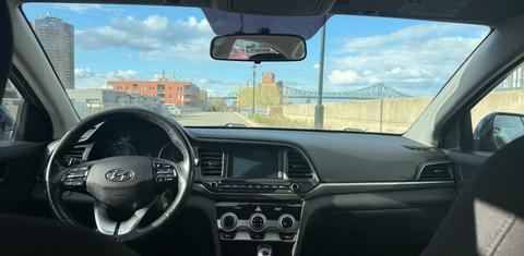 Hyundai Elantra 2019