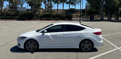 Hyundai Elantra 2017