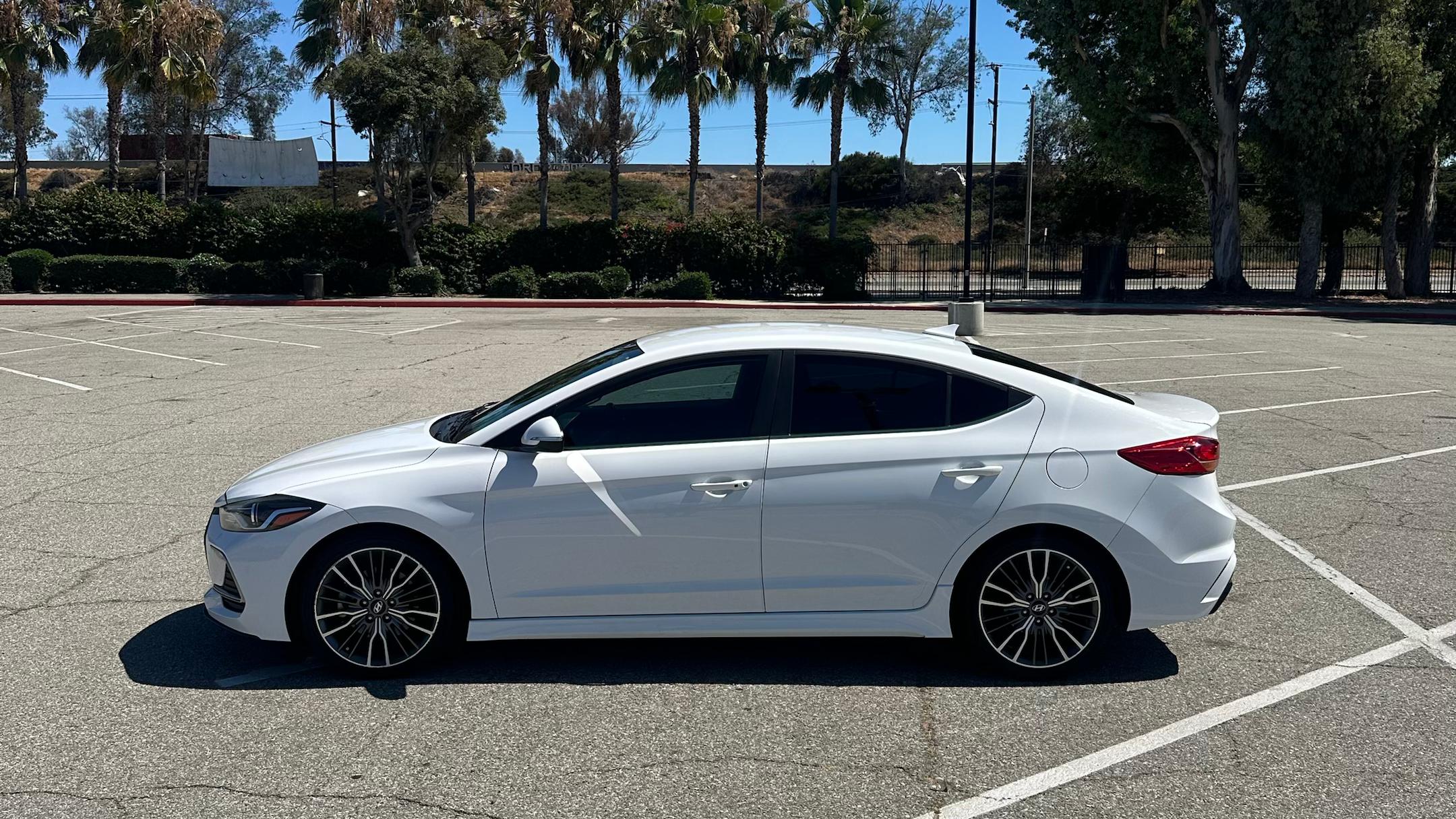 Hyundai Elantra 2017 in Long Beach, CA
