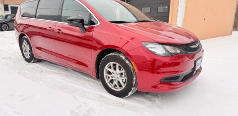 Chrysler Grand Caravan 2025