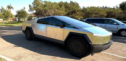 Tesla Cybertruck 2024