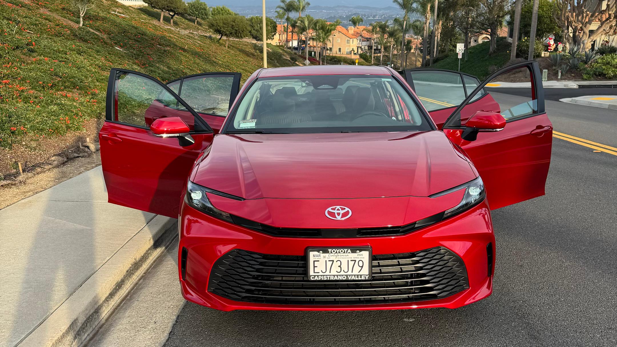 Toyota Camry Hybrid 2026 in Laguna Niguel, CA