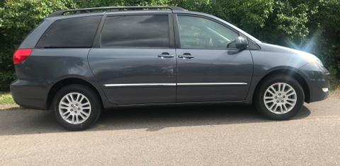 Toyota Sienna 2008