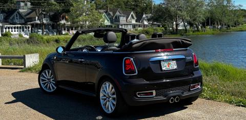 MINI Convertible 2012