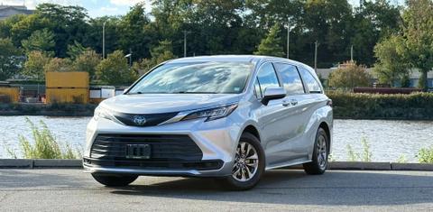 Toyota Sienna 2022