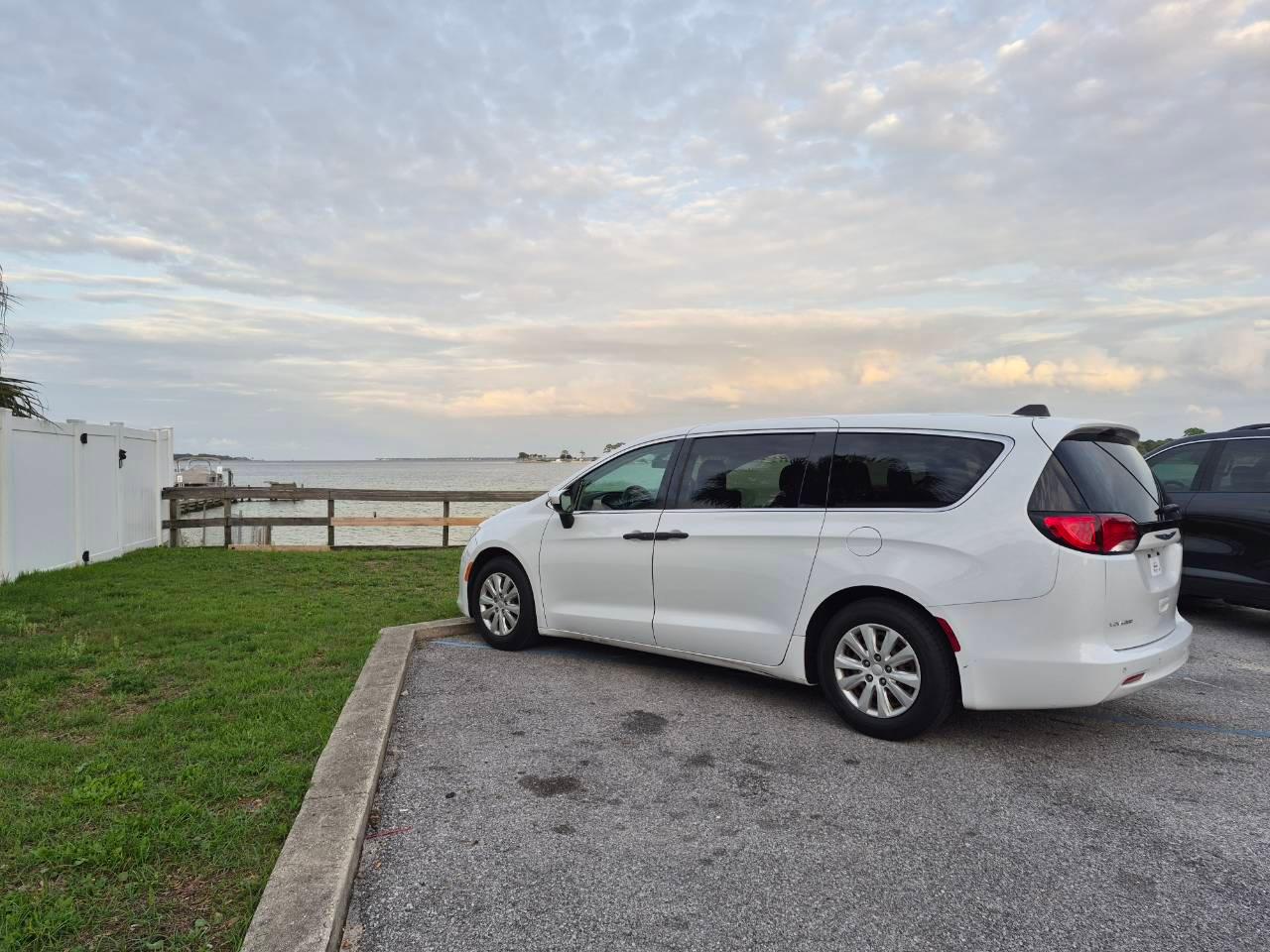 Chrysler Voyager 2020 in Fort Walton Beach, FL