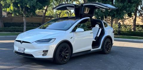 Tesla Model X 2020