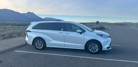 Toyota Sienna 2026