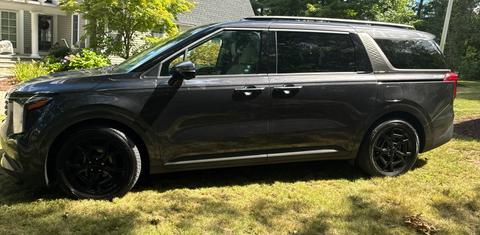 Kia Carnival Hybrid 2026
