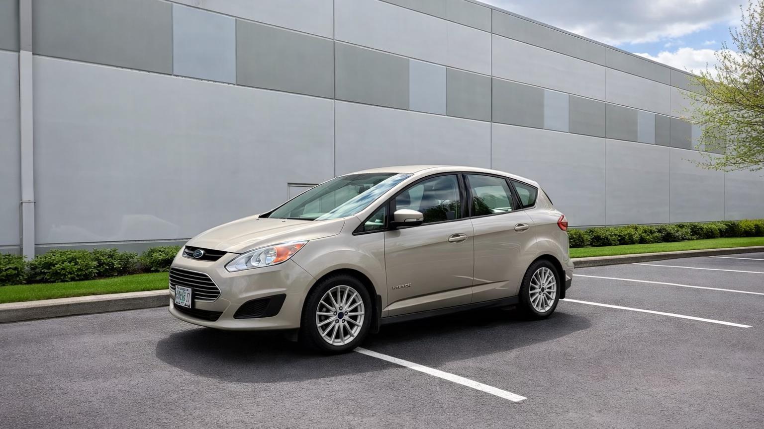 Ford C-Max Hybrid 2016 in Oregon City, OR