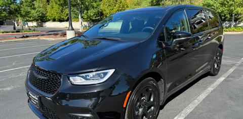 Chrysler Pacifica 2023