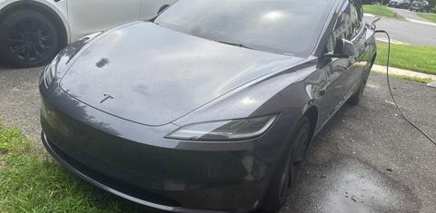 Tesla Model 3 2025