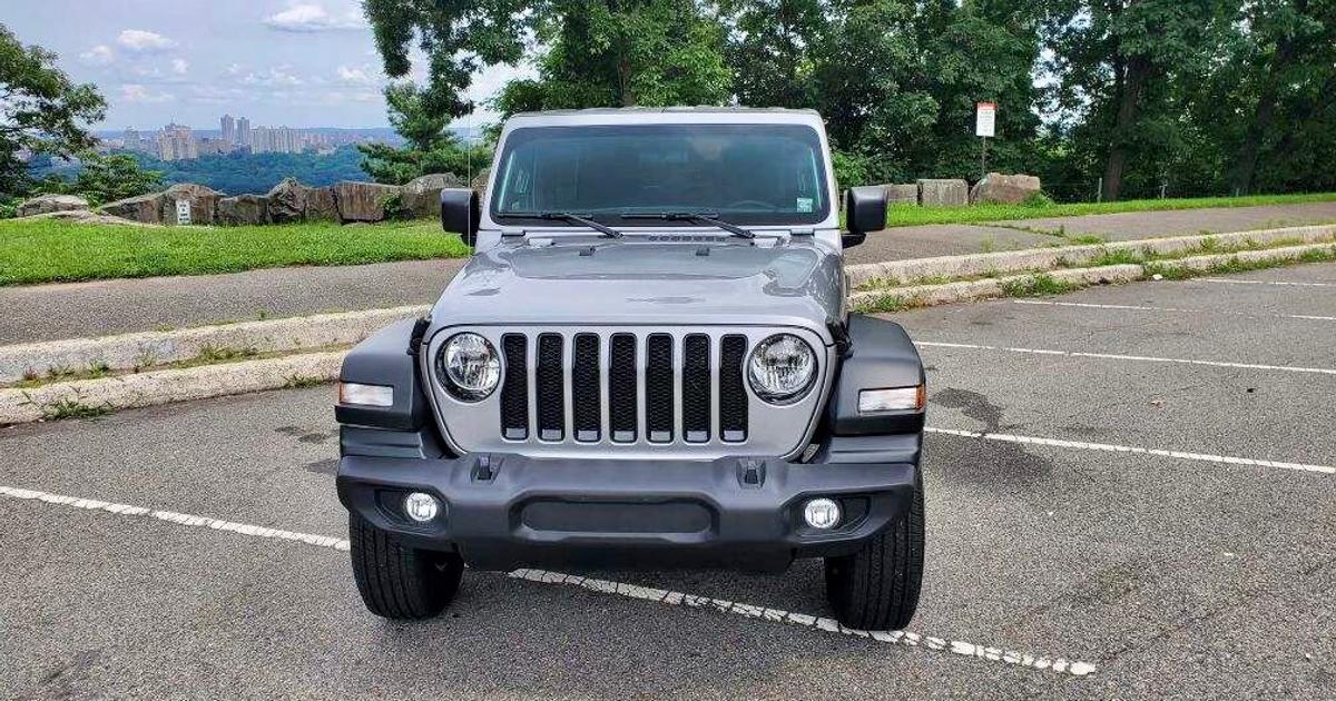 Jeep Wrangler Unlimited 2021 rental in Westwood, NJ by Imbue G. Turo