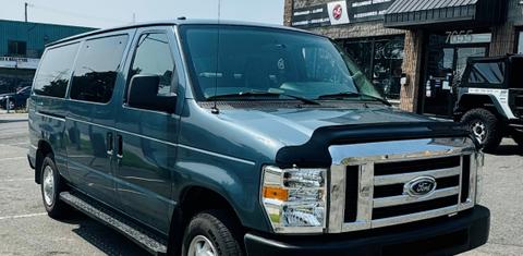 Ford Econoline 2012
