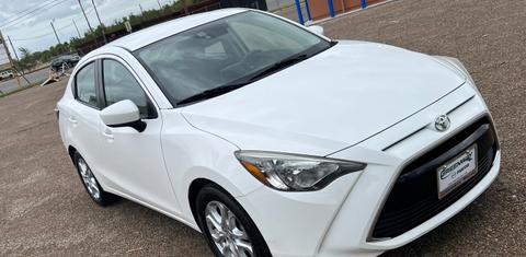 Toyota Yaris iA 2017
