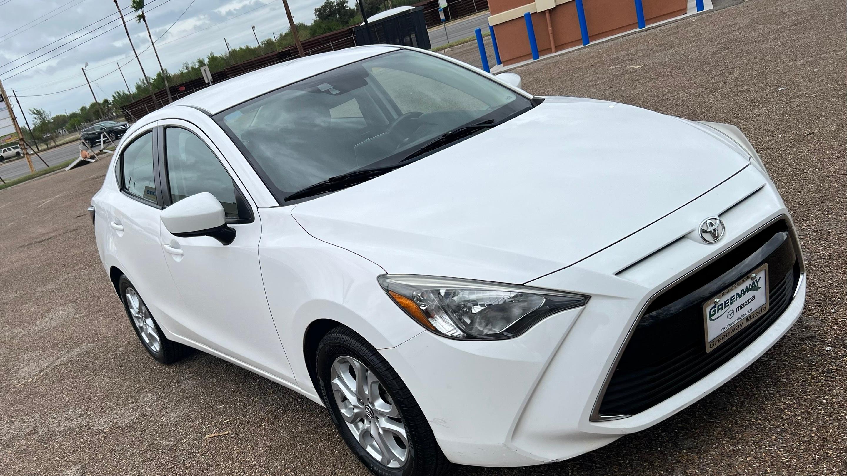 Toyota Yaris iA 2017 in 