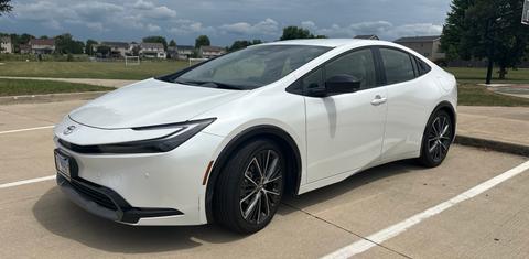 Toyota Prius 2024