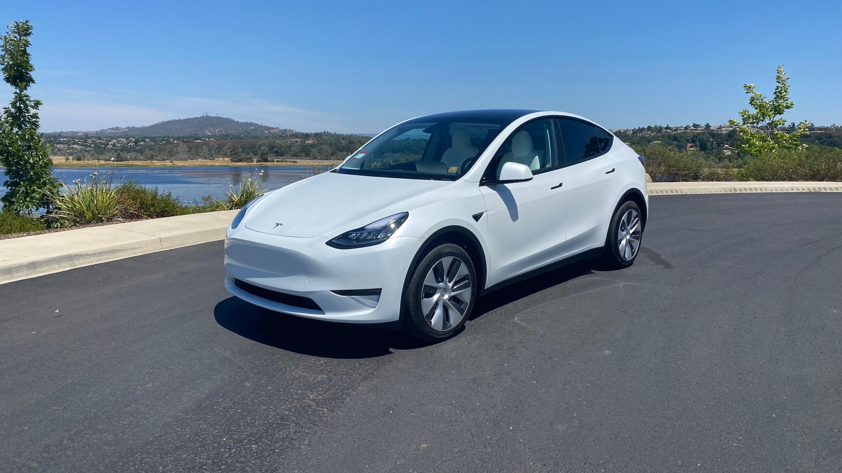 Tesla Model Y 2023 in El Dorado Hills, CA