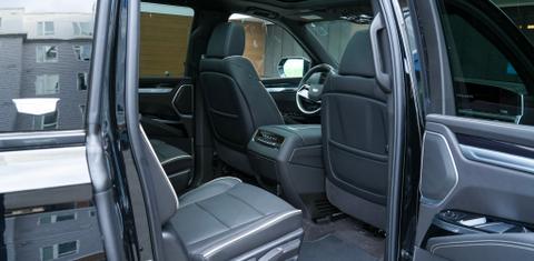 Cadillac Escalade ESV 2025