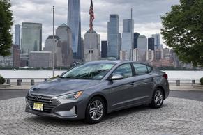Hyundai Elantra 2019 in Bloomfield