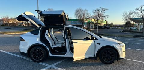 Tesla Model X 2022