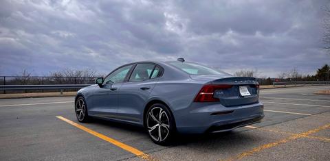 Volvo S60 2024