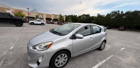Toyota Prius c 2015