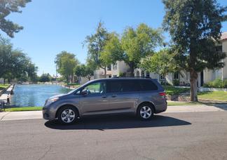 Toyota Sienna car